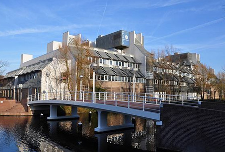 德勤醫(yī)學院項目